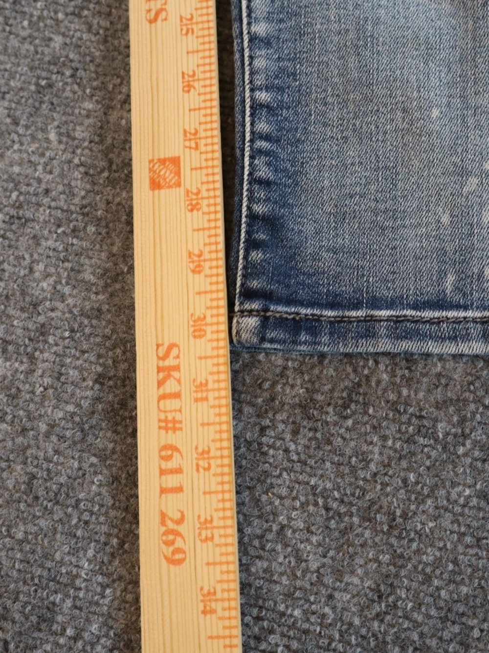 Judy Blue Boyfriend Fit Distressed Jeans Womens 30 Faded Wash Destroyed Denim - Picture 5 of 6